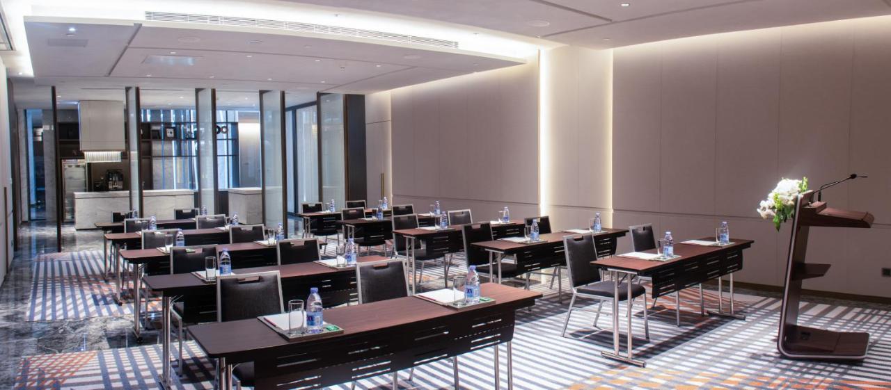 Crowne Plaza Shenzhen World Exhibition And Convention Center, An Ihg Hotel Exterior photo