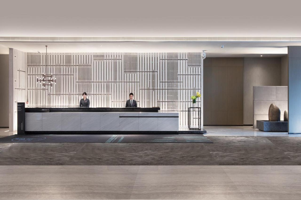 Crowne Plaza Shenzhen World Exhibition And Convention Center, An Ihg Hotel Exterior photo