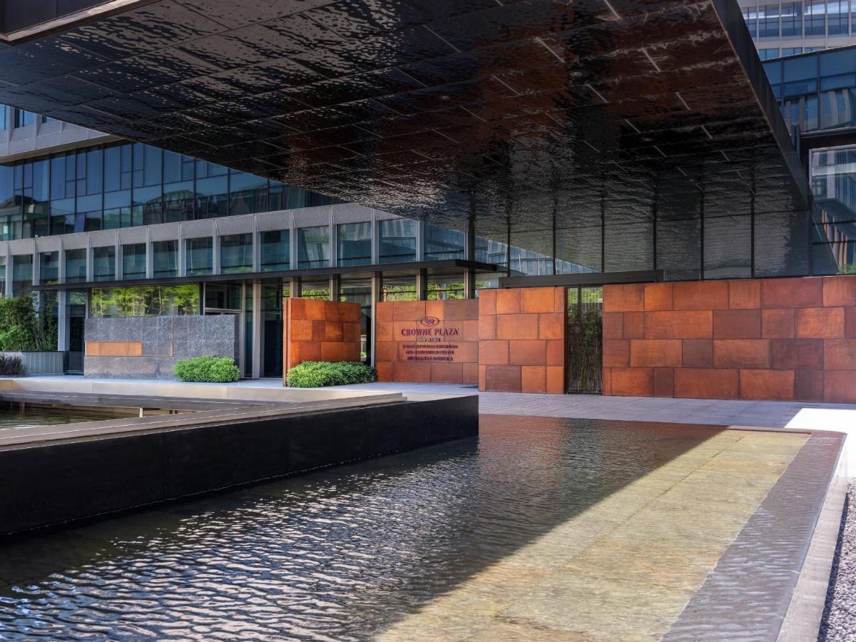 Crowne Plaza Shenzhen World Exhibition And Convention Center, An Ihg Hotel Exterior photo