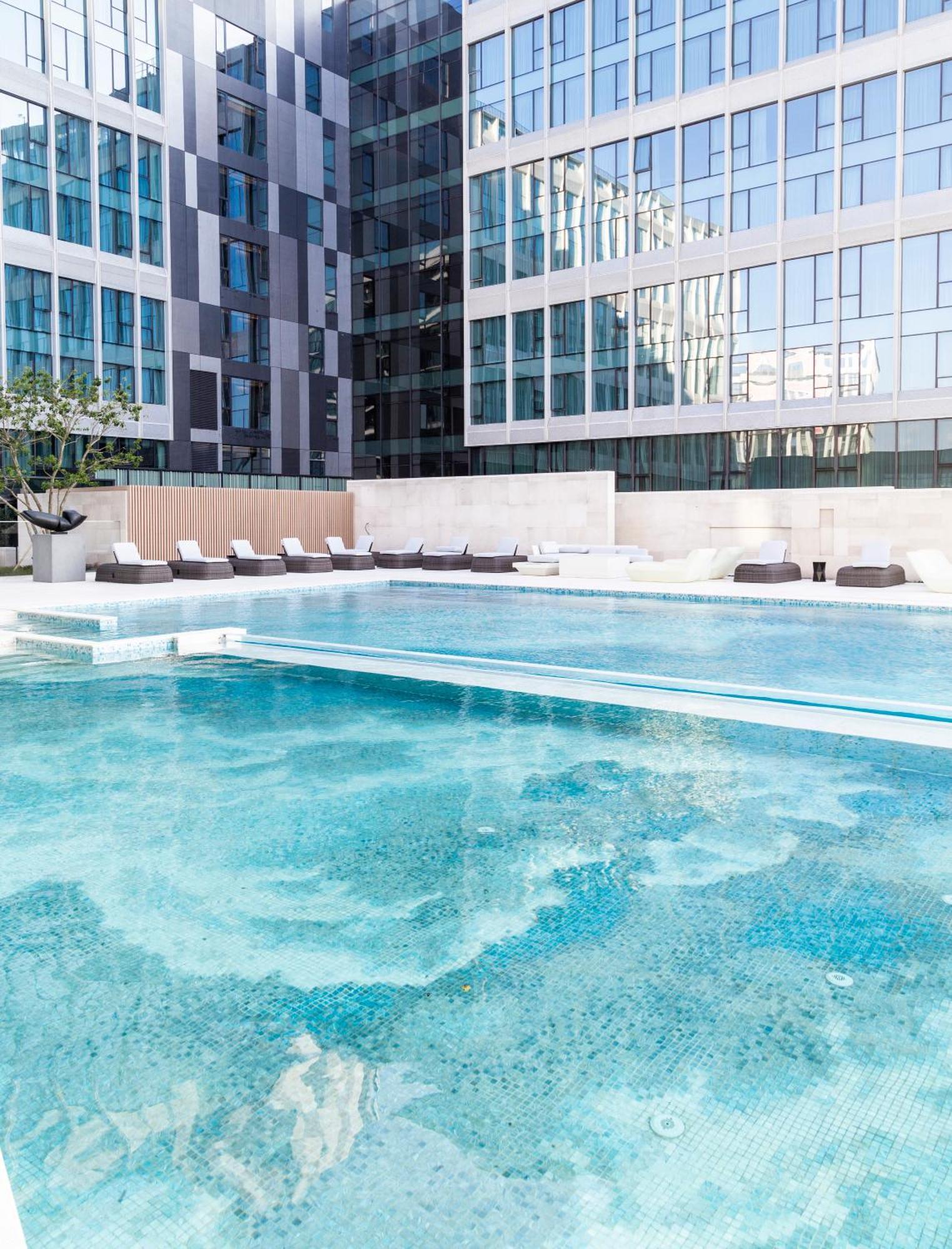 Crowne Plaza Shenzhen World Exhibition And Convention Center, An Ihg Hotel Exterior photo